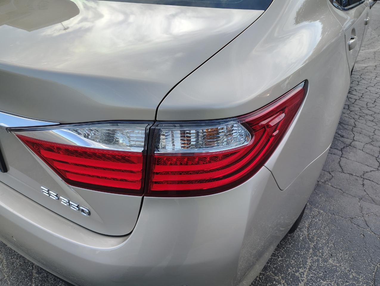 Lexus ES 350 Sedan 2014