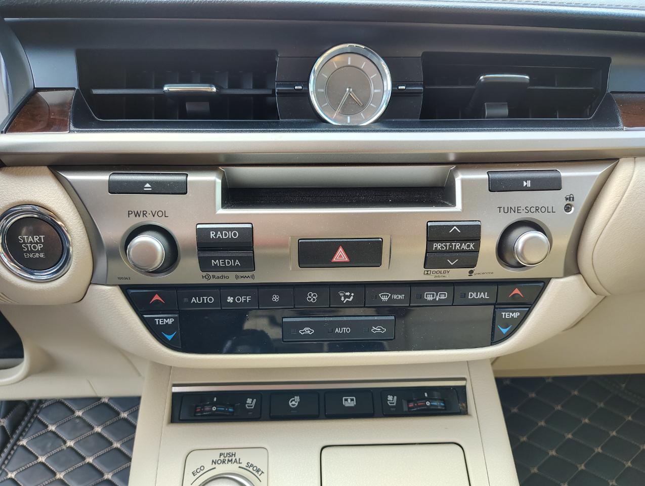Lexus ES 350 Sedan 2014