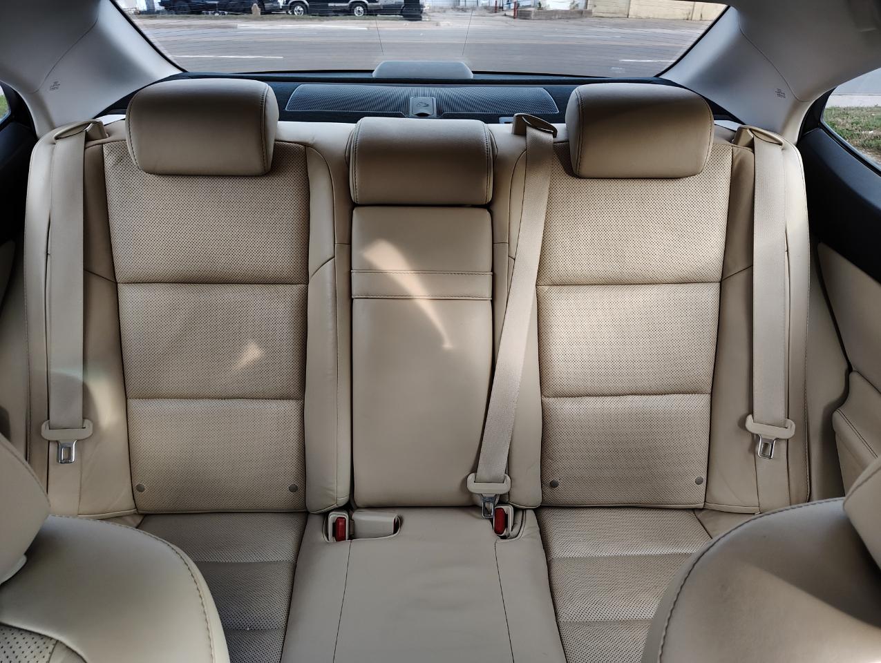 Lexus ES 350 Sedan 2014