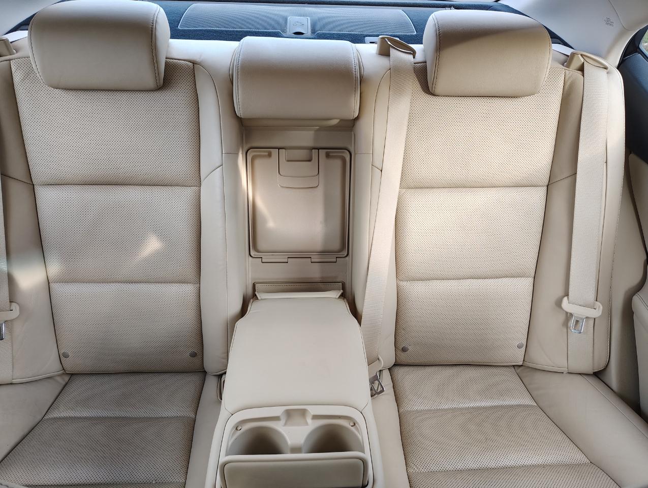 Lexus ES 350 Sedan 2014