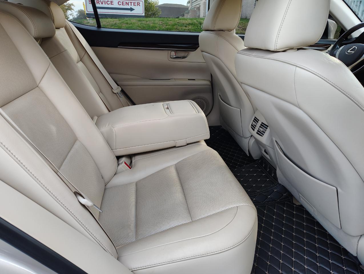 Lexus ES 350 Sedan 2014