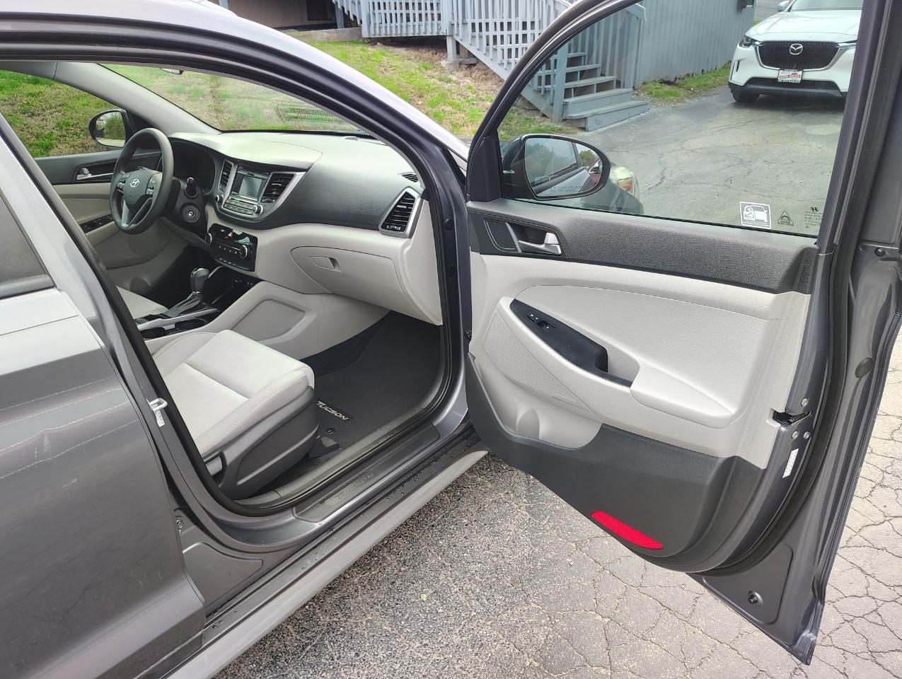 Hyundai Tucson SE 2017