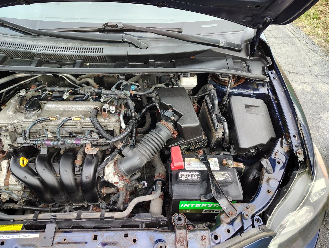 Toyota Corolla L 4-Speed AT 2012