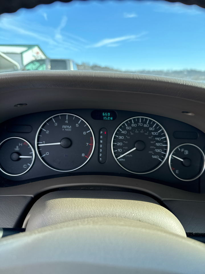 Oldsmobile Aurora 4dr Sdn 3.5L 2001