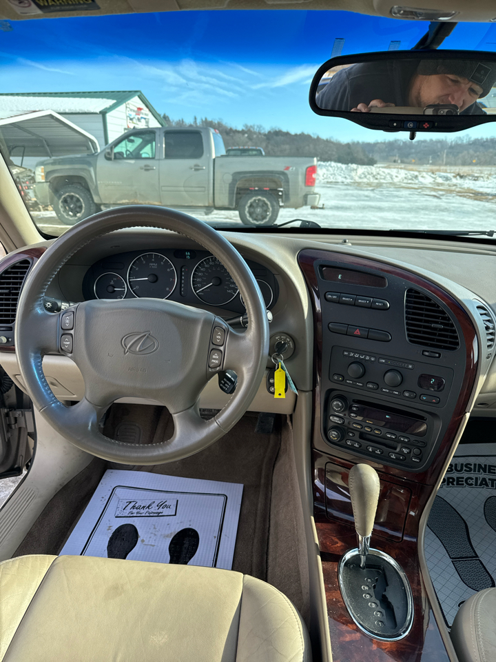 Oldsmobile Aurora 4dr Sdn 3.5L 2001