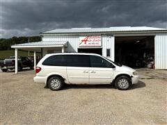 2005 Chrysler Town & Country  2005 Chrysler Town & Country