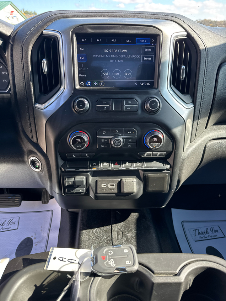 Chevrolet Silverado 1500 4WD Crew Cab 147" RST 2021 Chevrolet Silverado 1500 4WD Crew Cab 147" RST 2021