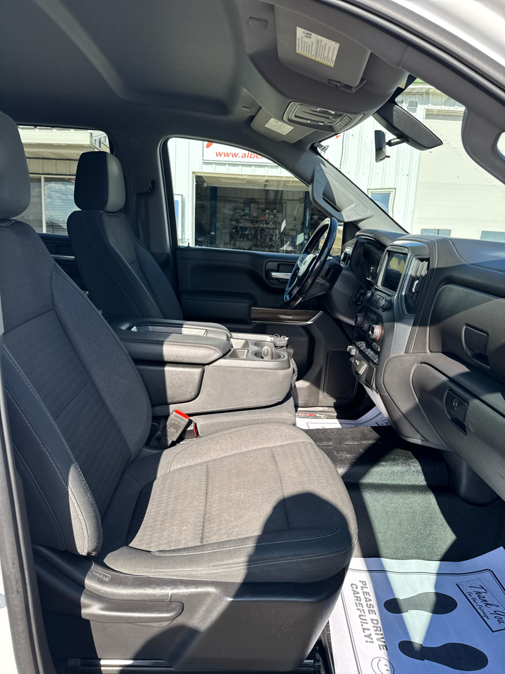 Chevrolet Silverado 1500 4WD Crew Cab 147" RST 2021 Chevrolet Silverado 1500 4WD Crew Cab 147" RST 2021