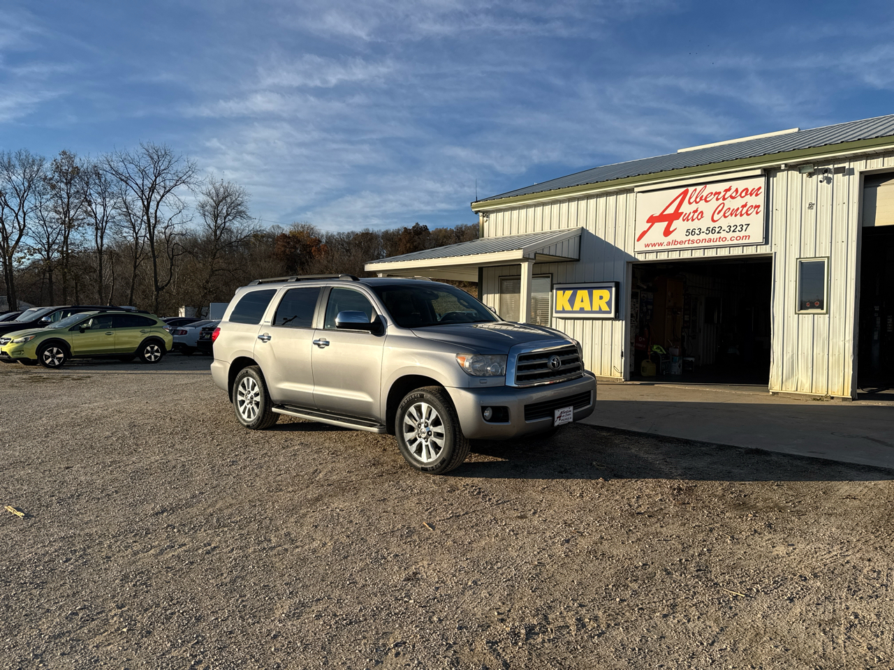 Toyota Sequoia 4WD 5.7L Limited (Natl) 2012
