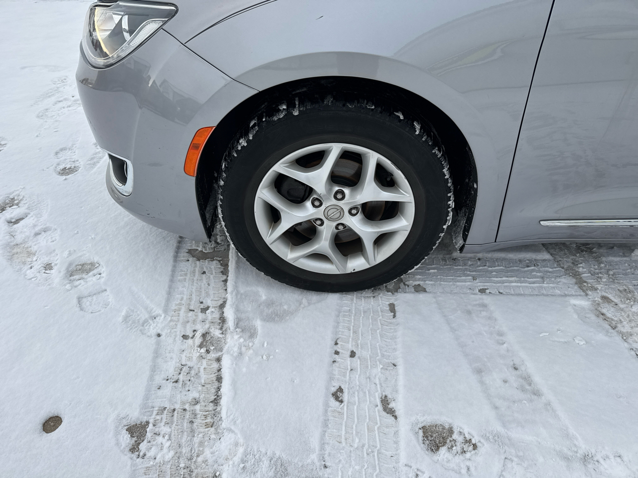 Chrysler Pacifica Touring-L FWD 2017