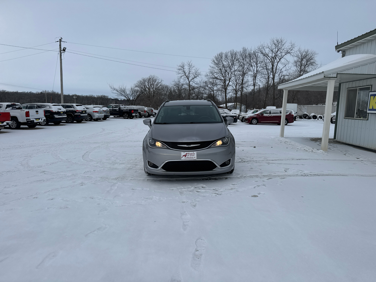 Chrysler Pacifica Touring-L FWD 2017