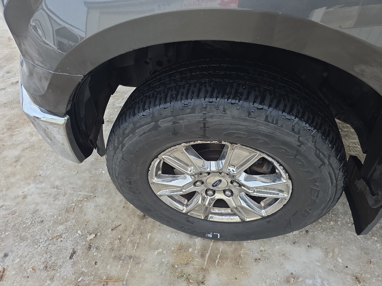 Ford F-150 4WD SuperCab 145" Lariat 2016