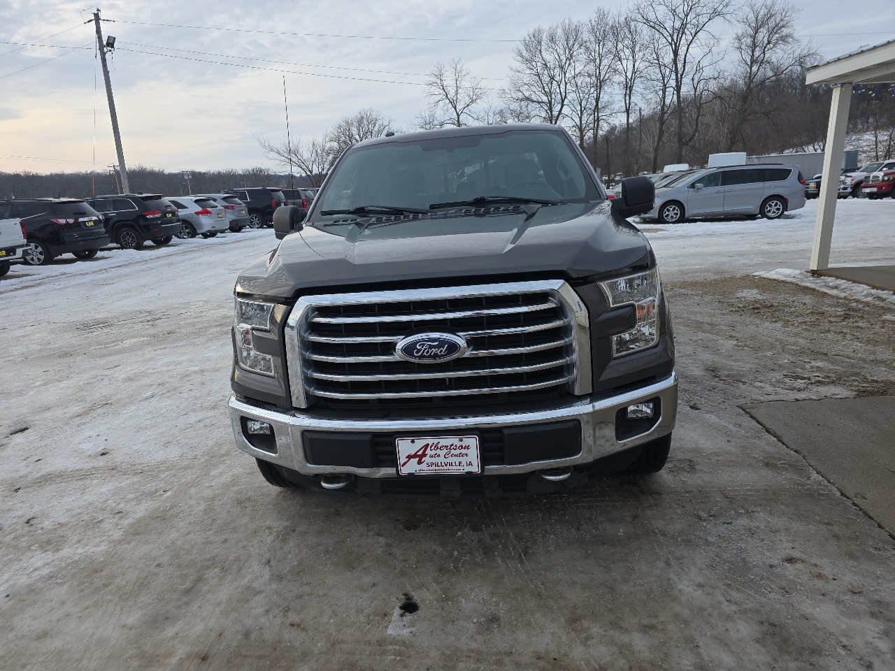 Ford F-150 4WD SuperCab 145" Lariat 2016