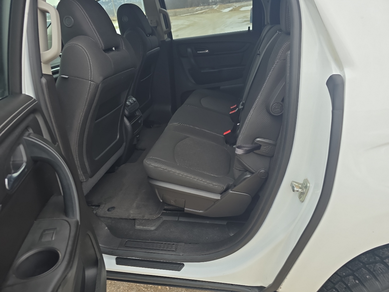 GMC Acadia FWD 4dr SLE w/SLE-1 2016