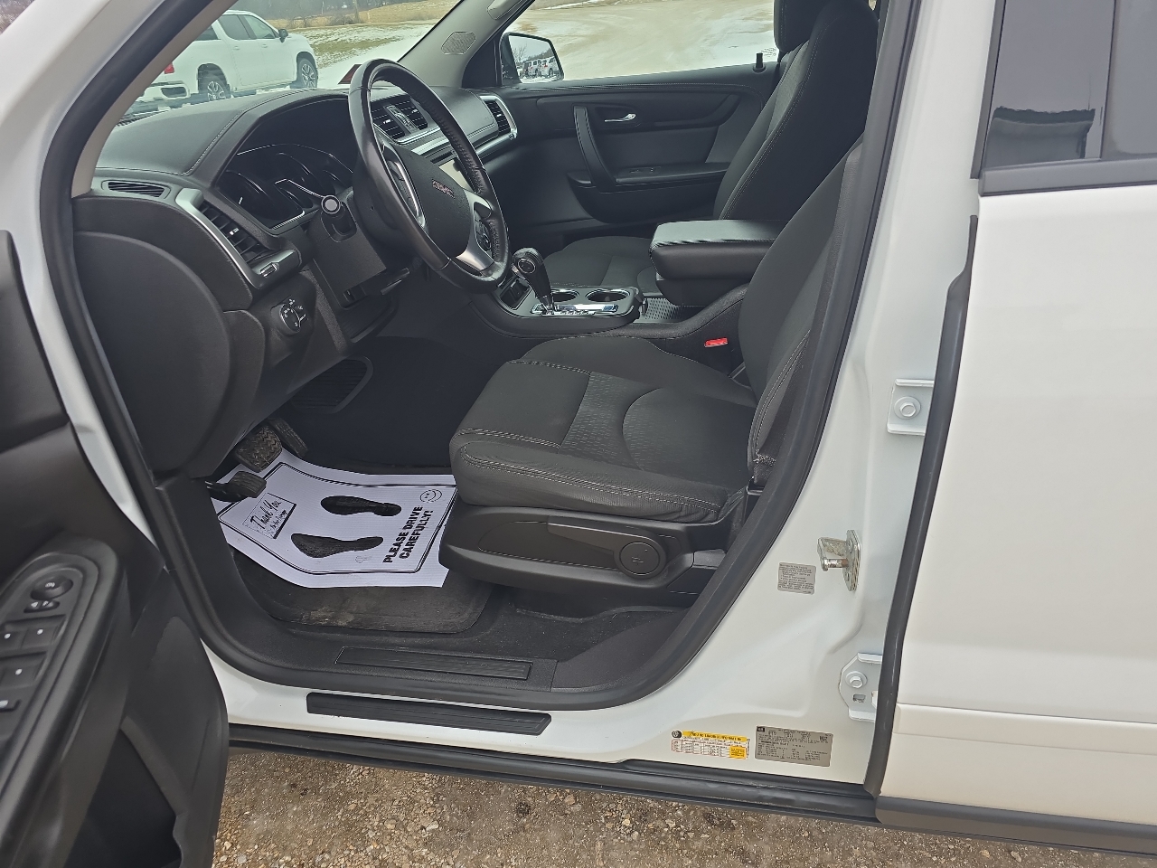 GMC Acadia FWD 4dr SLE w/SLE-1 2016