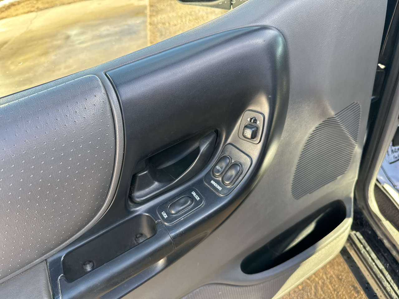 Ford Ranger XLT SuperCab 4 Door 4WD 1999