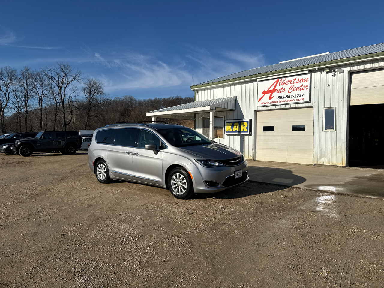 Chrysler Pacifica Touring L FWD 2018