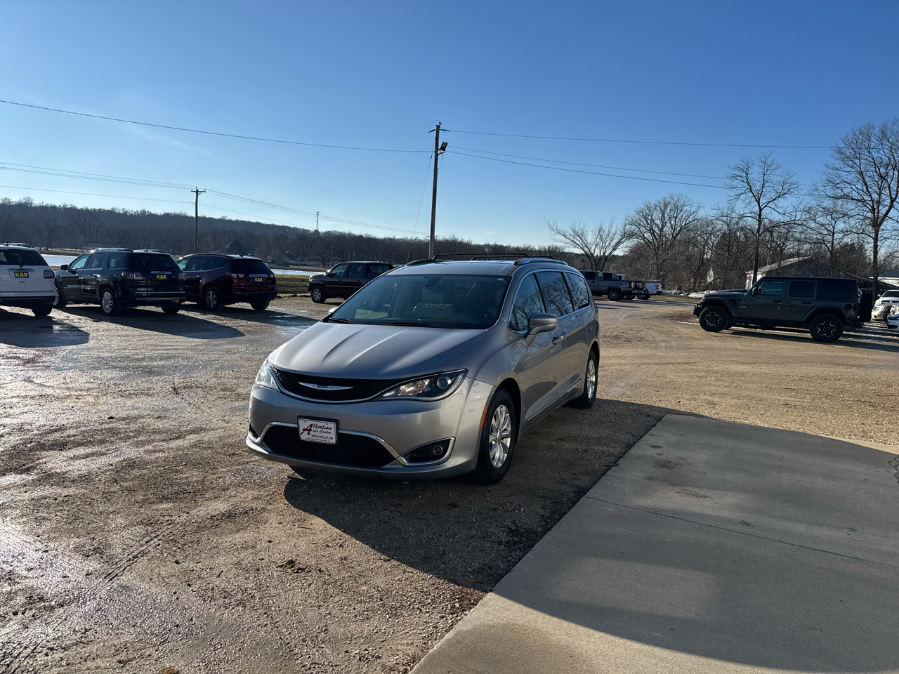 Chrysler Pacifica Touring L FWD 2018