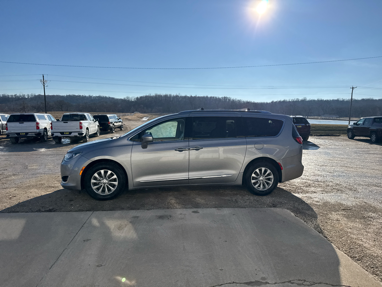 Chrysler Pacifica Touring L FWD 2018