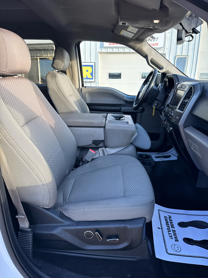 Ford F-150 XLT SuperCrew 4WD 2015