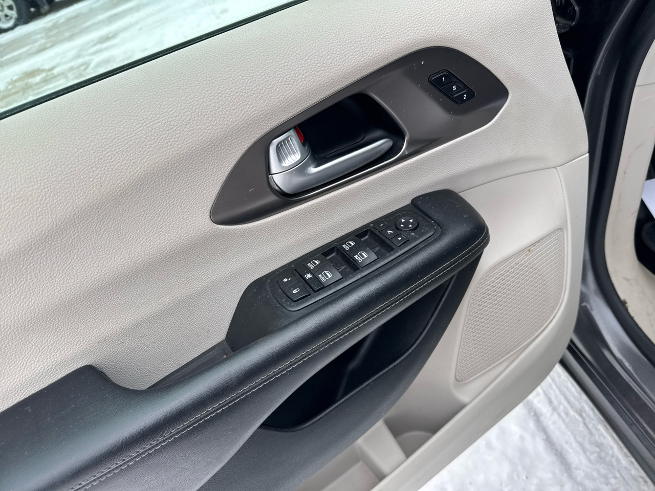 Chrysler Pacifica Limited FWD 2017