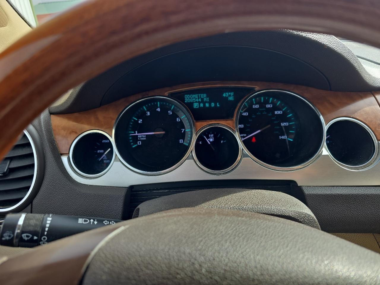 Buick Enclave AWD 4dr CXL w/1XL 2010