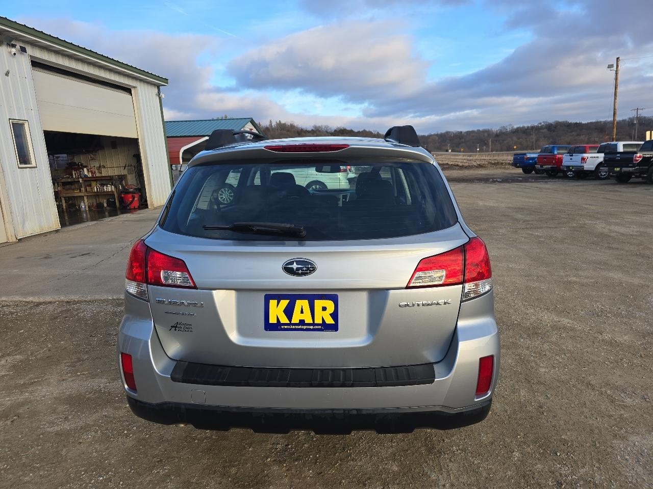 Subaru Outback 4dr Wgn H4 Auto 2.5i 2012