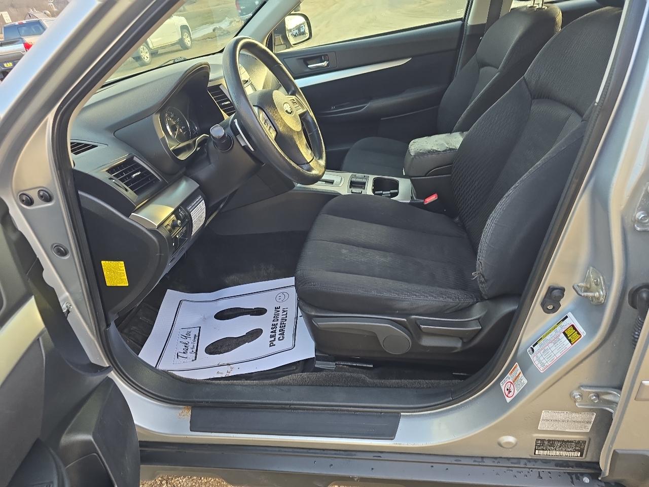 Subaru Outback 4dr Wgn H4 Auto 2.5i 2012