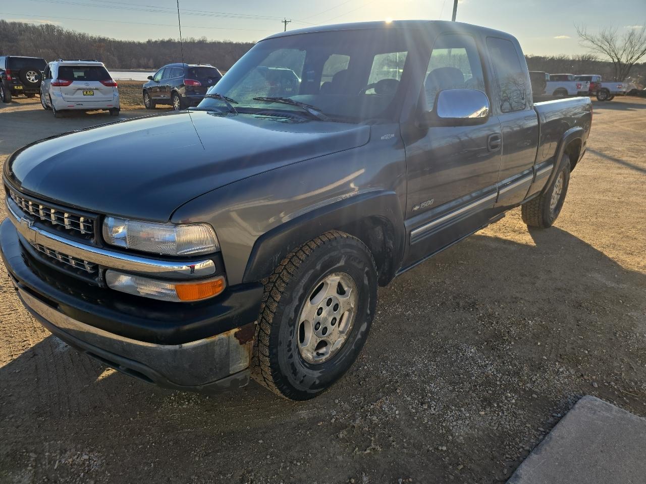 Chevrolet Silverado 1500 2WD Double Cab 143.5" LS 1999