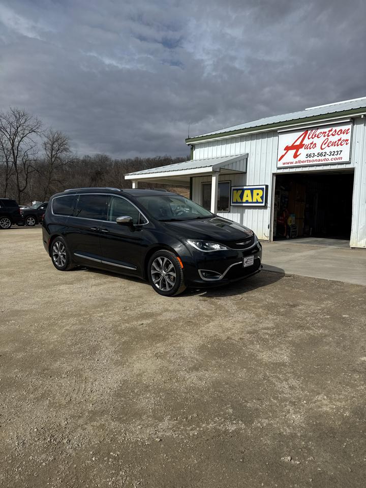 Chrysler Pacifica Limited FWD 2017