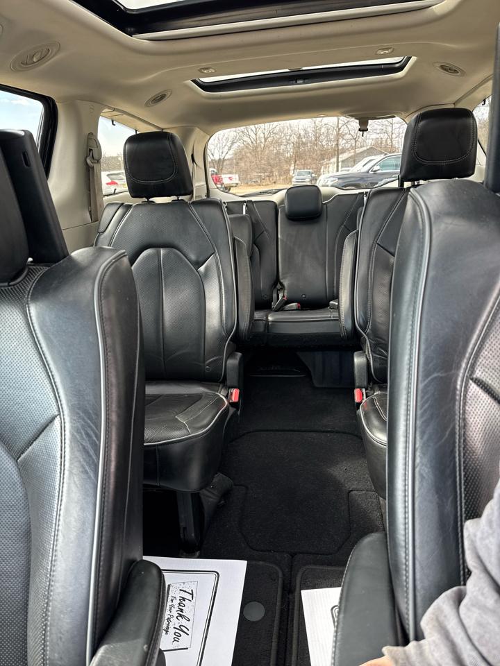 Chrysler Pacifica Limited FWD 2017