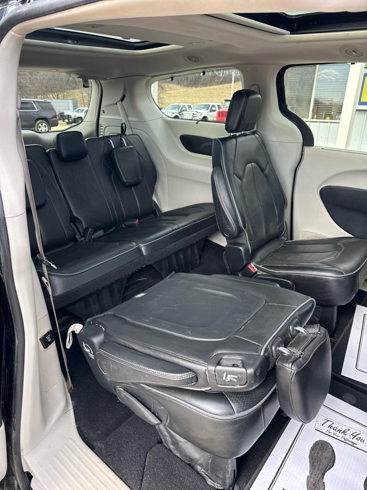 Chrysler Pacifica Limited FWD 2017