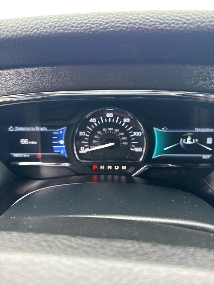 Lincoln Navigator 4WD 4dr 2015