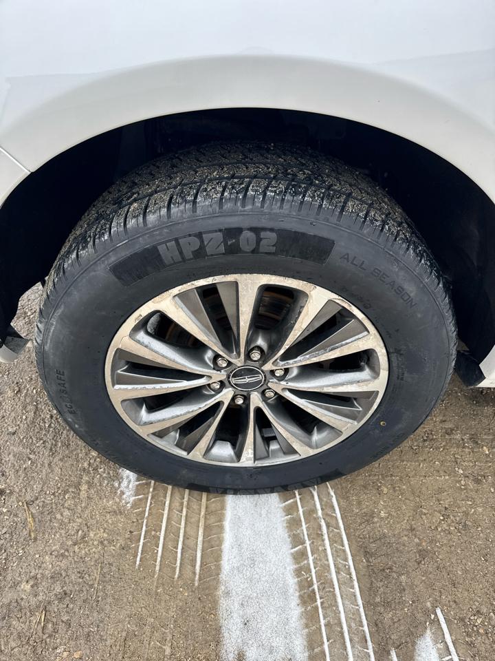 Lincoln Navigator 4WD 4dr 2015