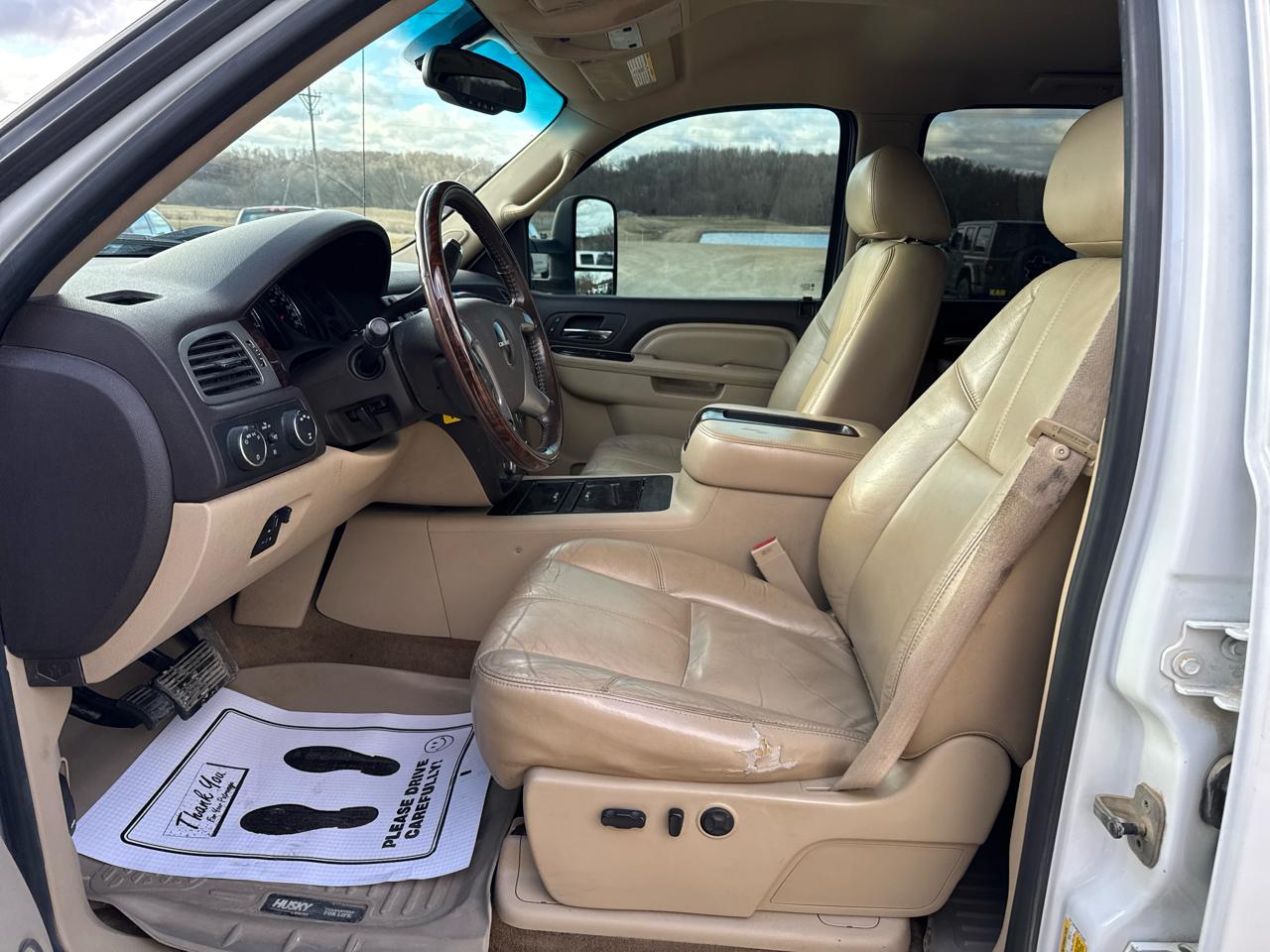 GMC Sierra 2500HD 4WD Crew Cab 153.7" Denali 2011