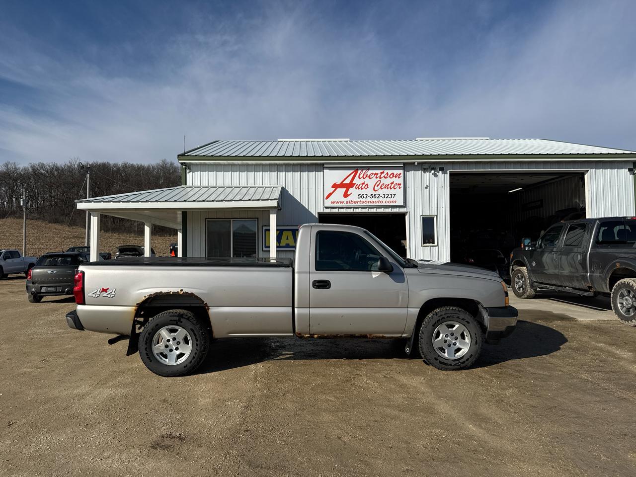 Chevrolet Silverado 1500 Reg. Cab Long Bed 4WD 2006