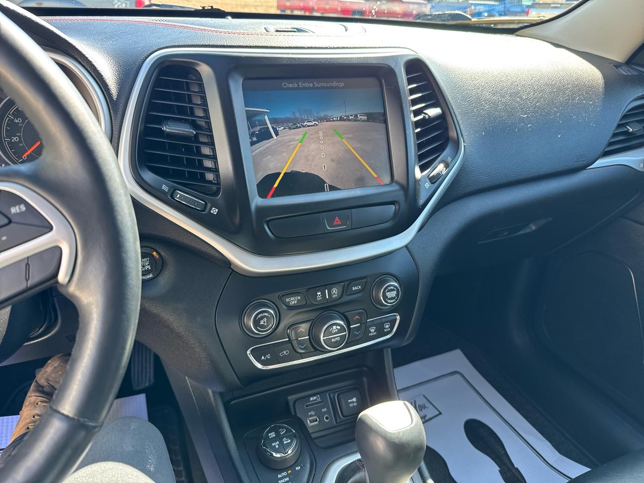 Jeep Cherokee 4WD 4dr Trailhawk 2015