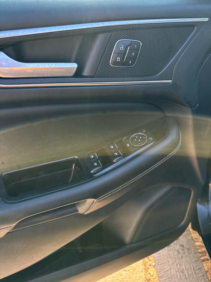 Ford Edge 4dr Sport AWD 2015