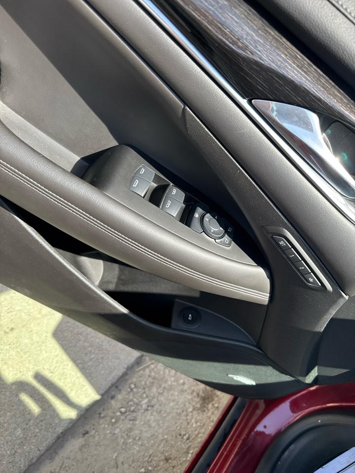 Buick LaCrosse 4dr Sdn Premium FWD 2017