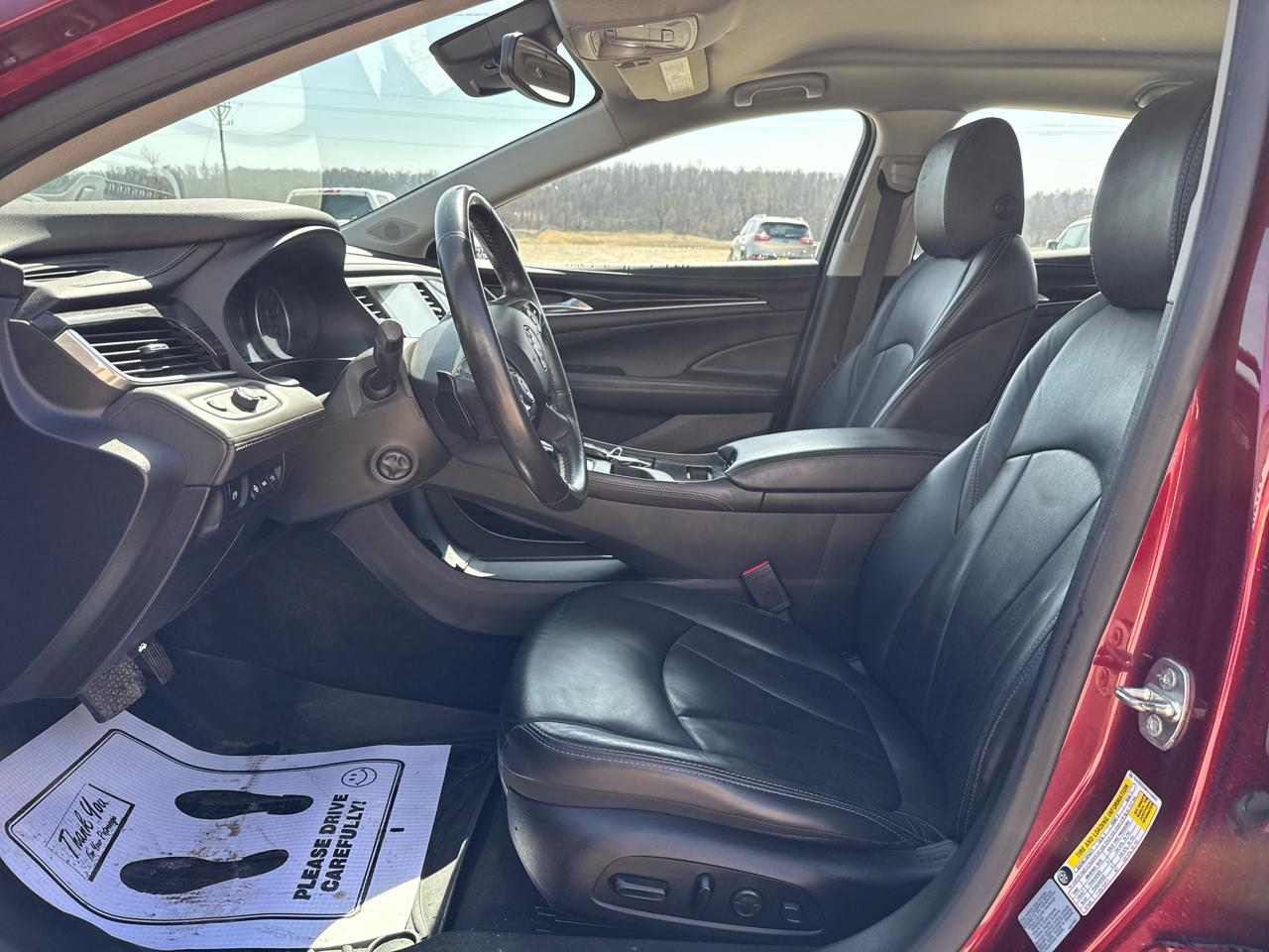 Buick LaCrosse 4dr Sdn Premium FWD 2017