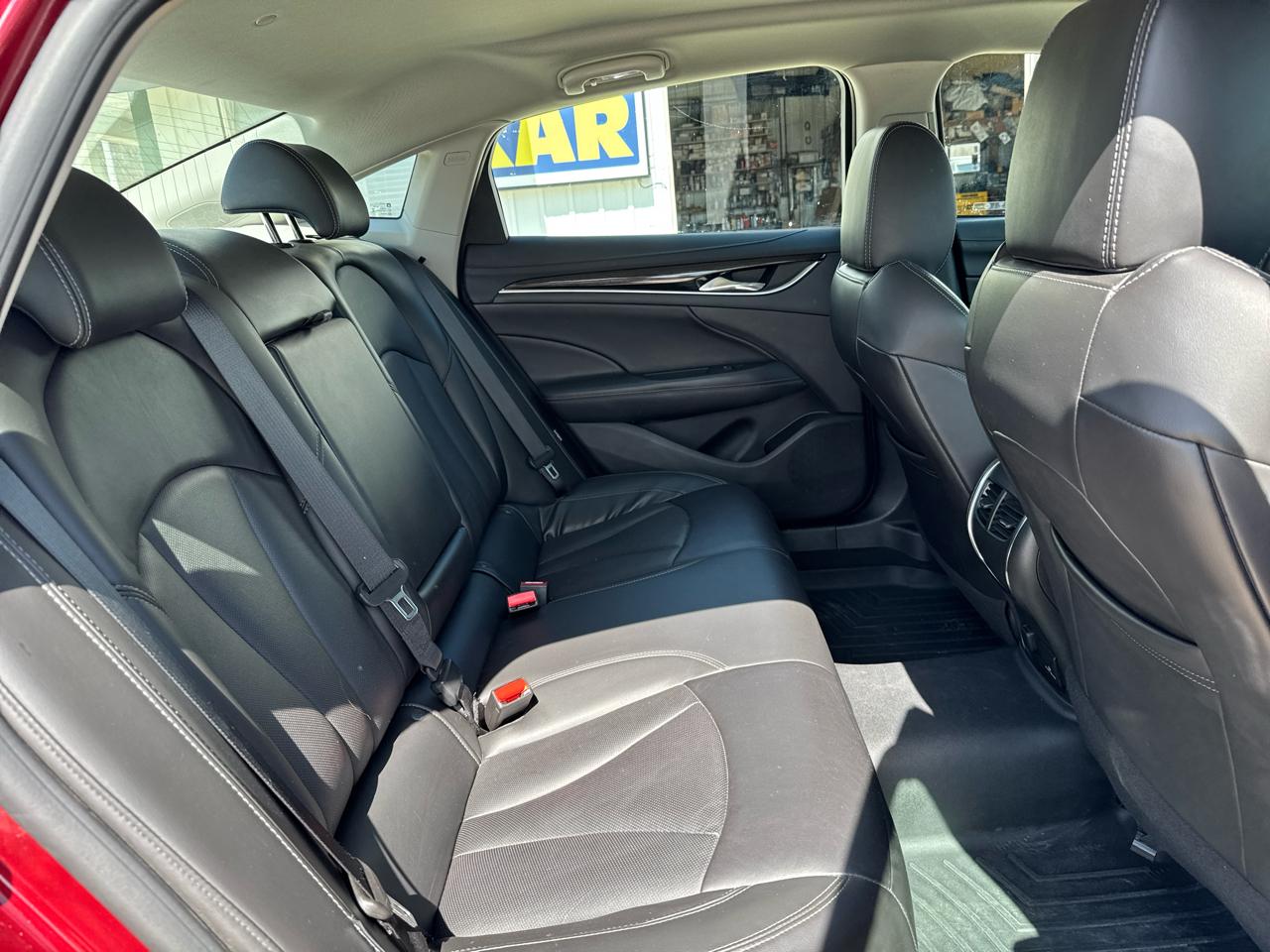 Buick LaCrosse 4dr Sdn Premium FWD 2017