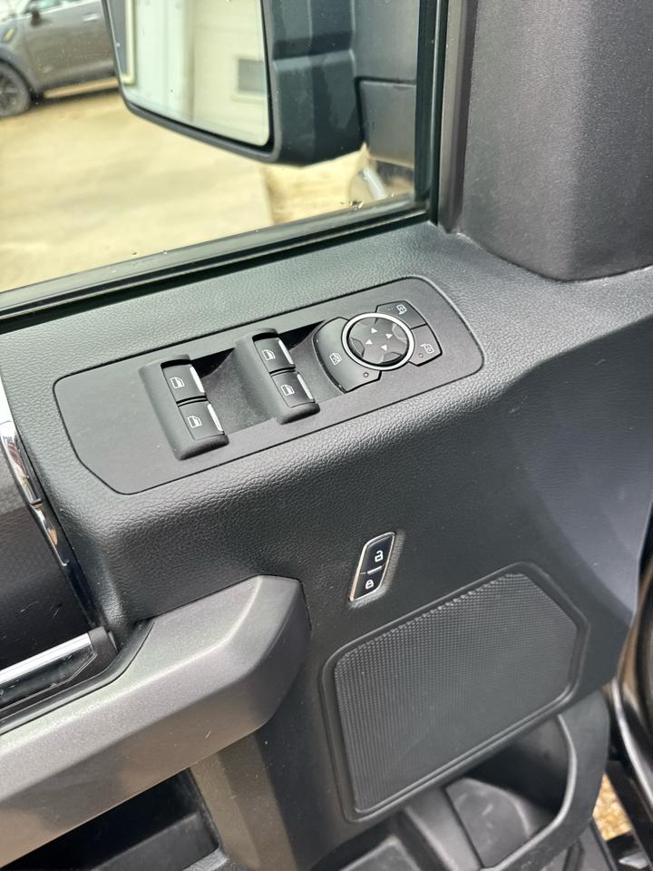 Ford F-150 XLT SuperCrew 5.5-ft. Bed 4WD 2015