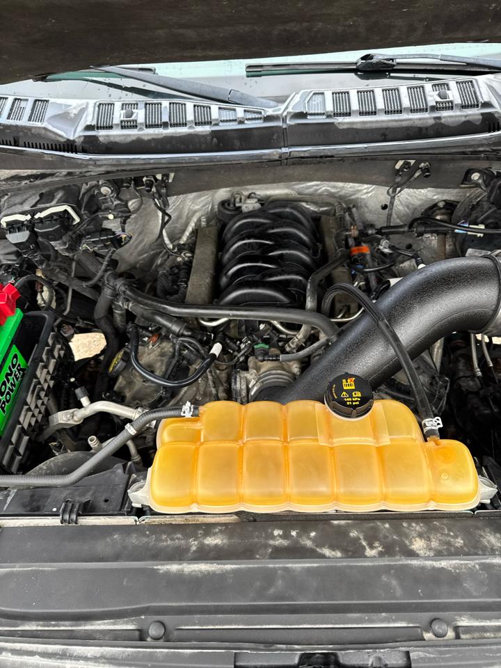 Ford F-150 XLT SuperCrew 5.5-ft. Bed 4WD 2015