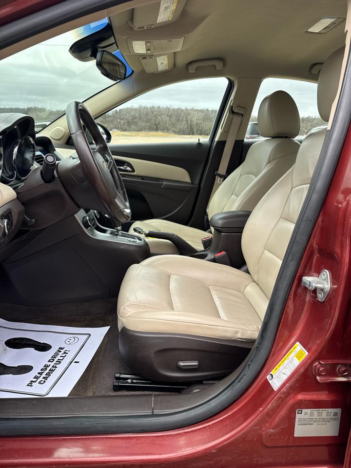 Chevrolet Cruze 4dr Sdn LT w/2LT 2012