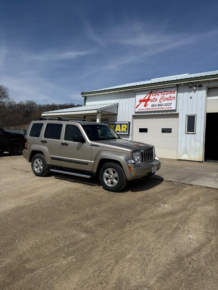 Jeep Liberty 4WD 4dr Sport 2011