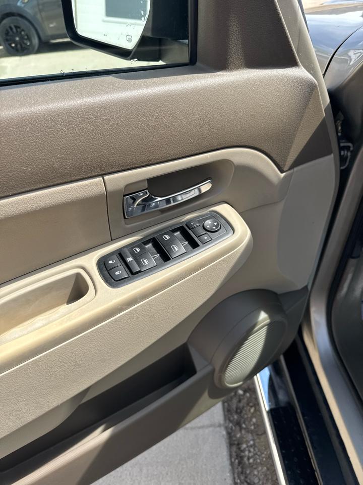 Jeep Liberty 4WD 4dr Sport 2011