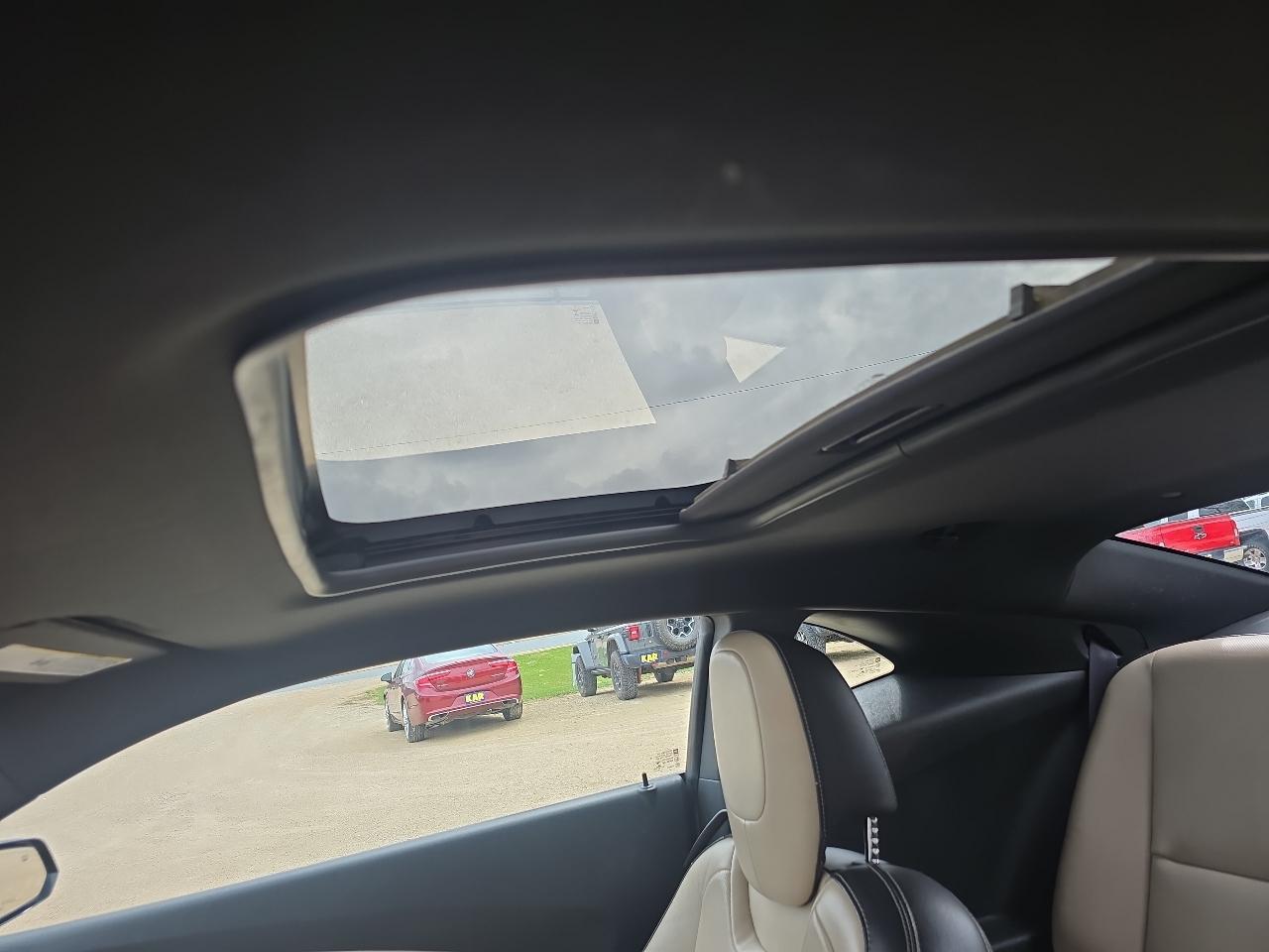 Chevrolet Camaro 2dr Cpe LT w/2LT 2015