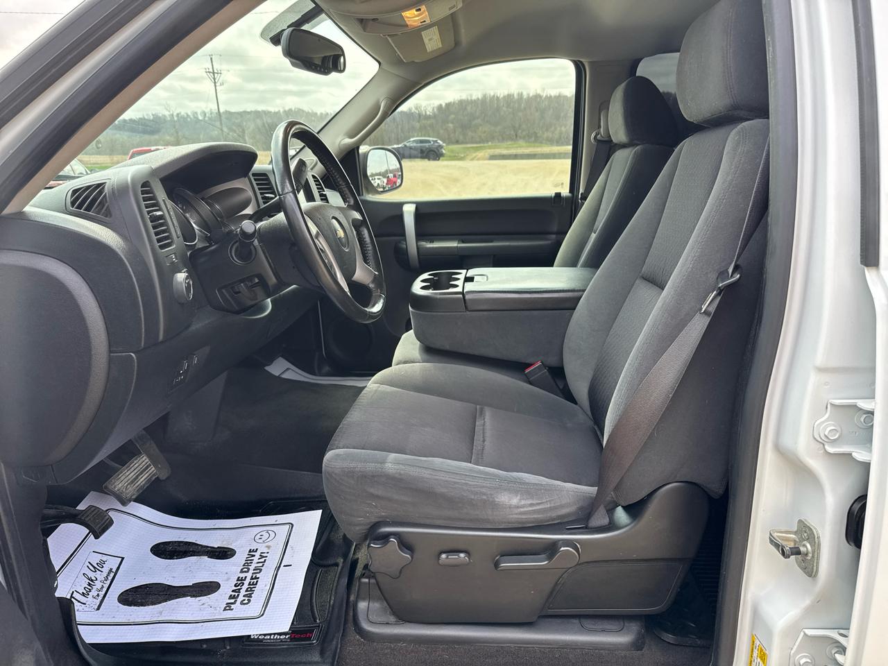 Chevrolet Silverado 1500 4WD Crew Cab 143.5" LT 2009