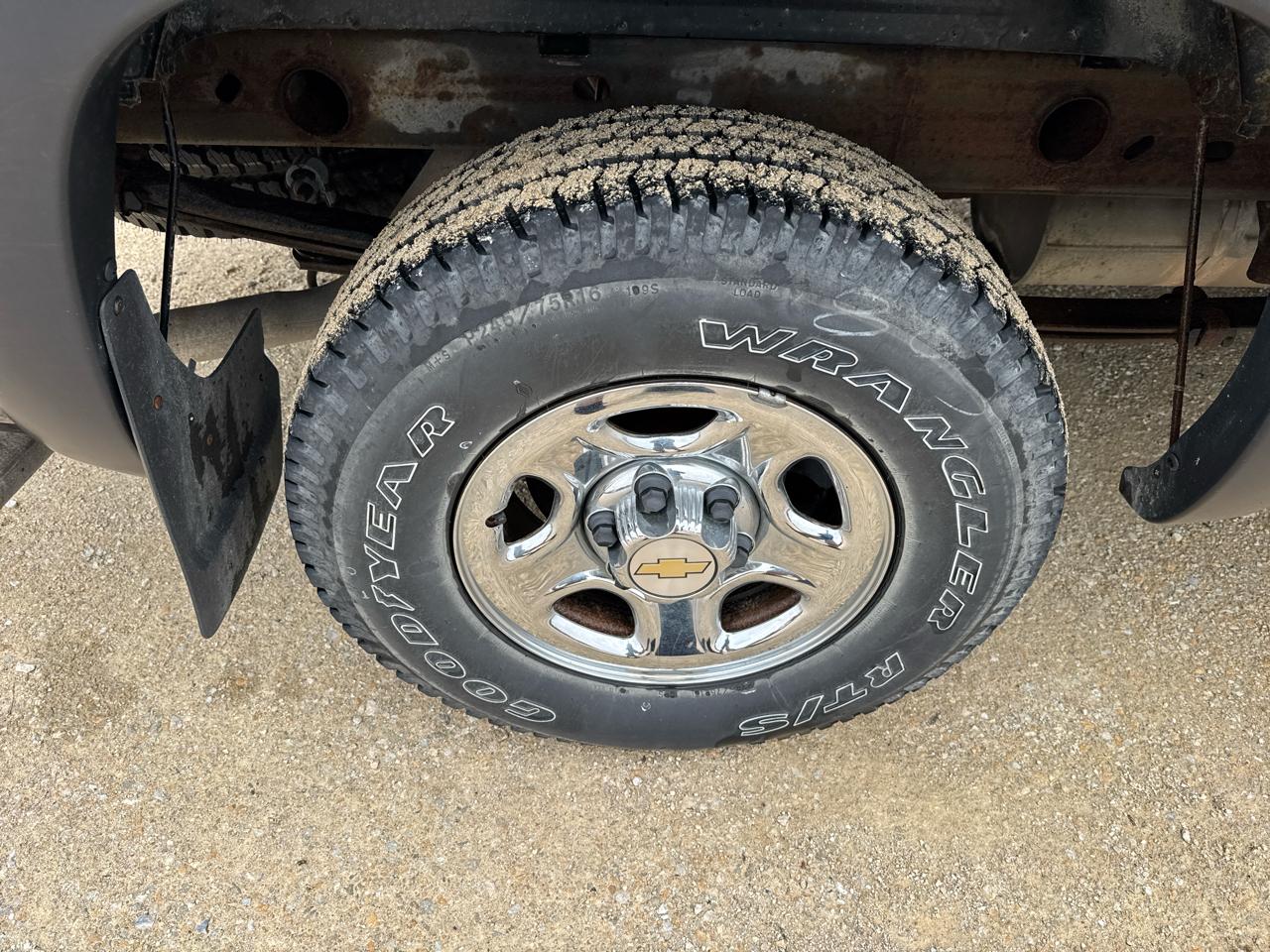 Chevrolet Silverado 1500 Regular Cab Long Bed 4WD 2004