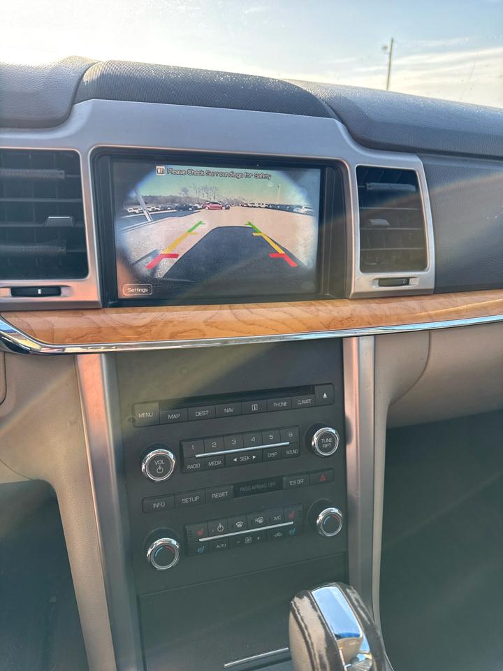 Lincoln MKZ 4dr Sdn FWD 2012